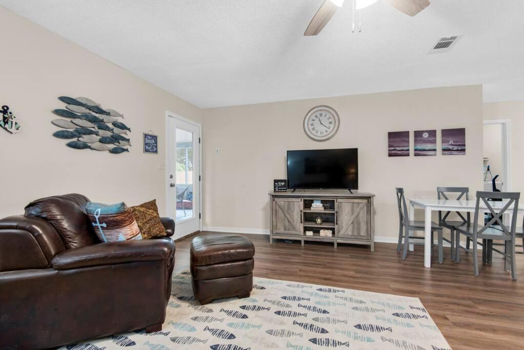 Gulf Brz-Beaches-Dwntwn Pns-Pet Friendly-Canal Gulf Breeze Esterno foto