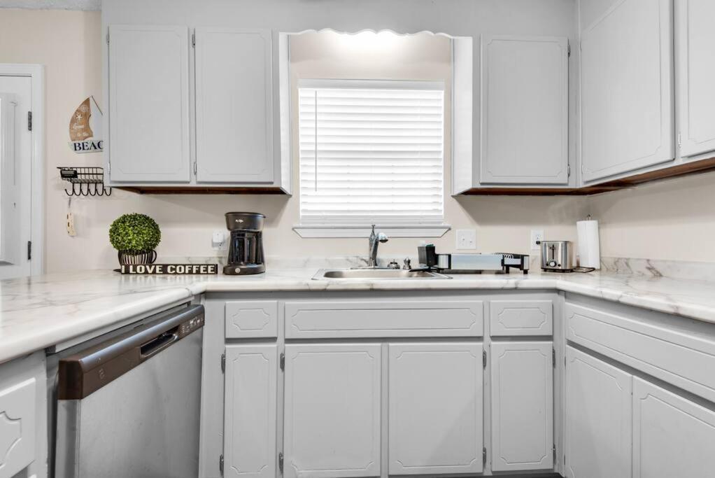 Gulf Brz-Beaches-Dwntwn Pns-Pet Friendly-Canal Gulf Breeze Esterno foto